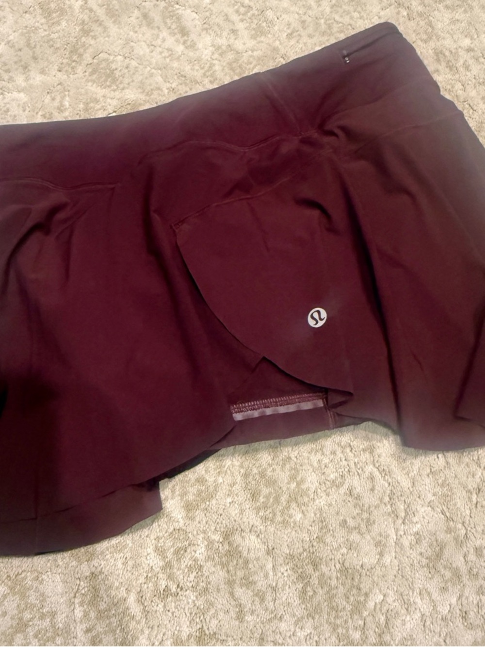 Lululemon 2 skorts in Olive Green & Burgundy SZ 6 perf w/ pocket for phone/keys - Picture 5 of 14